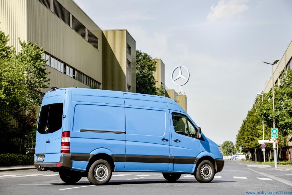 Mercedes-Benz Sprinter và 25 năm trị vị ở ngai vàng xe van thương mại toàn cầu ảnh 7